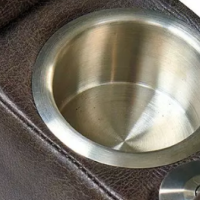 Titan Medium - Cup holder thumbnail